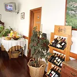 Oasis Bed & Breakfast 3*