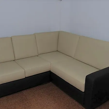 Oasis Nocleg ze śniadaniem 3*
