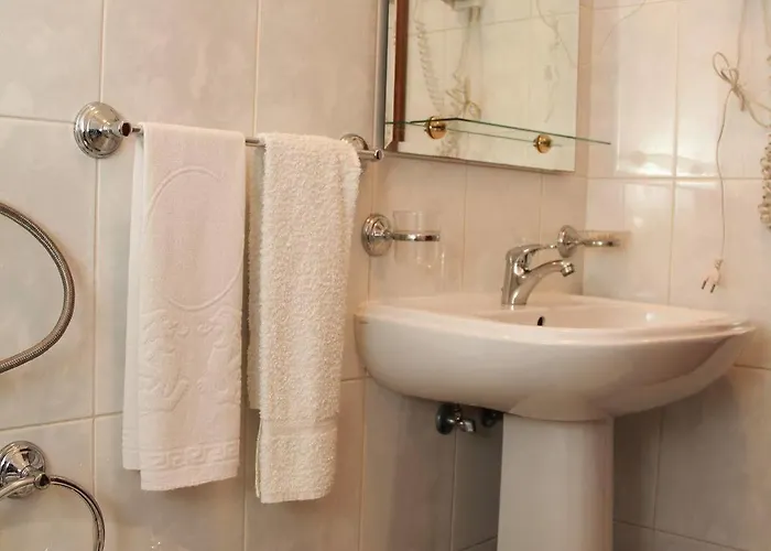 Oasis Bed & Breakfast Santa Marta de Penaguiao