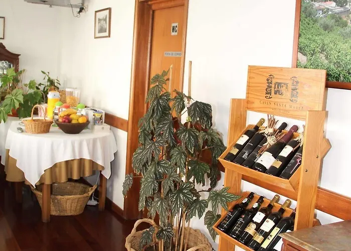 Oasis Bed & Breakfast 3*